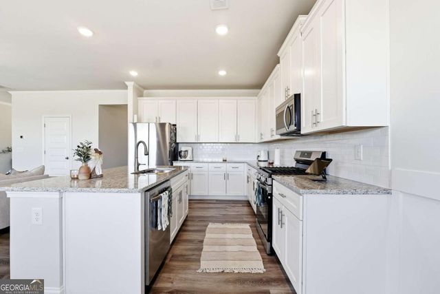 140 Lott Creek Court, Braselton, GA 30517