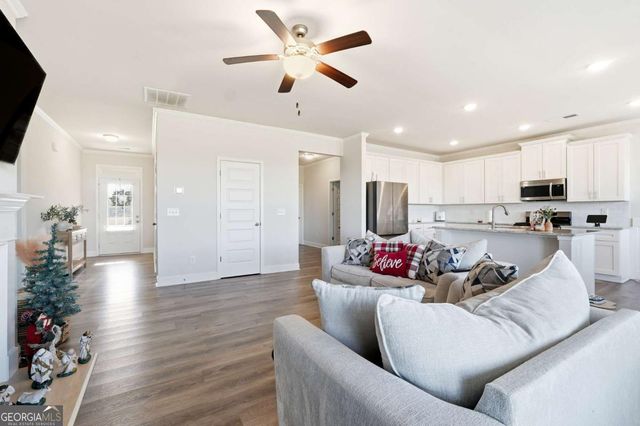 140 Lott Creek Court, Braselton, GA 30517