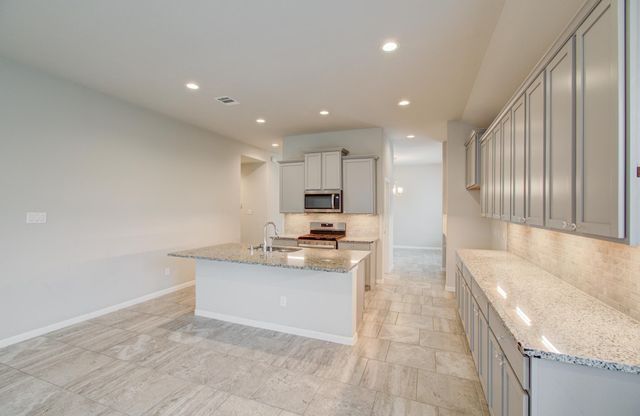 504 Bighorn Drive, League City, TX 77573