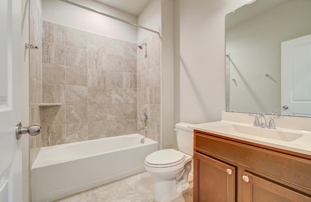 504 Bighorn Drive, League City, TX 77573