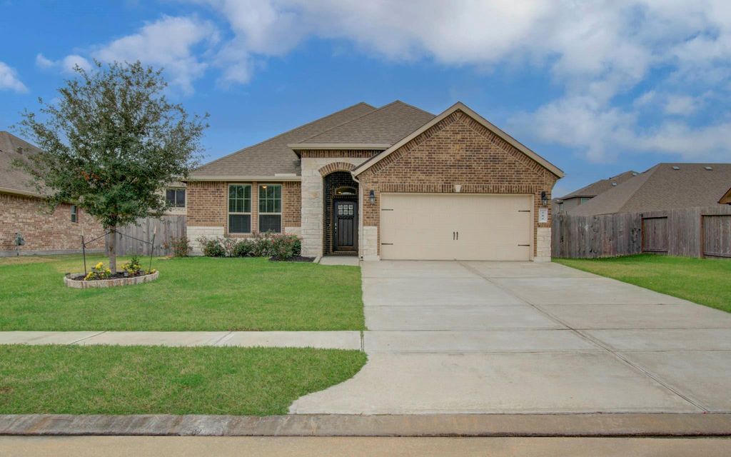 504 Bighorn Drive, League City, TX 77573