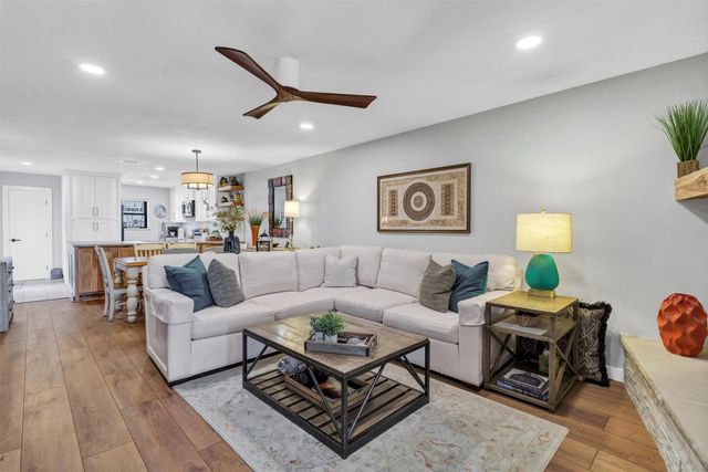 3033 Hells Gate Loop E103, Possum Kingdom Lake, TX 76475