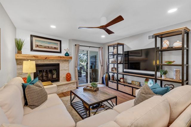 3033 Hells Gate Loop E103, Possum Kingdom Lake, TX 76475