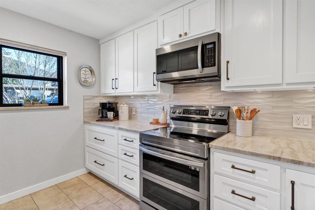 3033 Hells Gate Loop E103, Possum Kingdom Lake, TX 76475