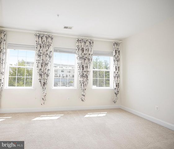 15 WILLOW AVE, Towson, MD 21286