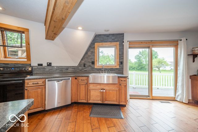 7018 S 650 W, Pendleton, IN 46064