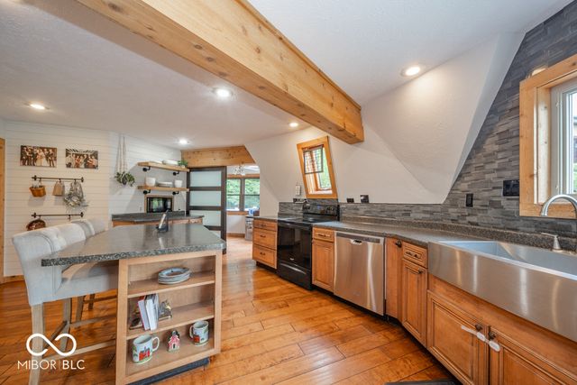 7018 S 650 W, Pendleton, IN 46064