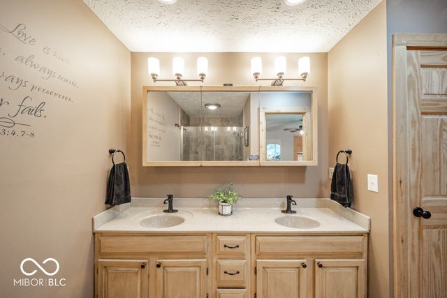 7018 S 650 W, Pendleton, IN 46064