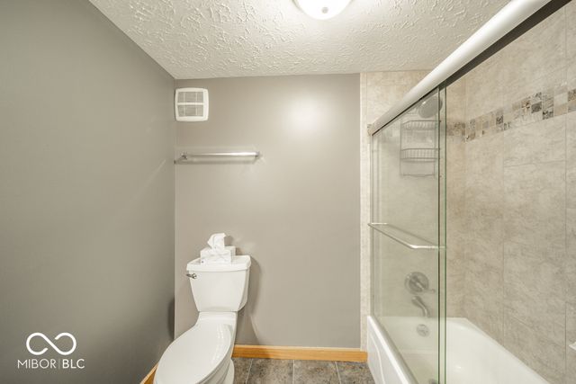 7018 S 650 W, Pendleton, IN 46064