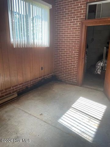 505 Lakeview Drive, Murfreesboro, NC 27855