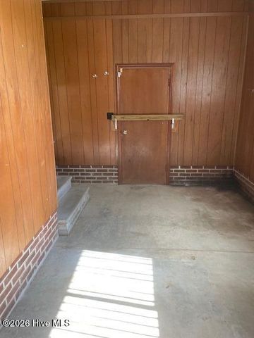 505 Lakeview Drive, Murfreesboro, NC 27855