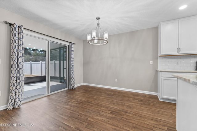 12390 CHERRY BLUFF Drive, Jacksonville, FL 32218