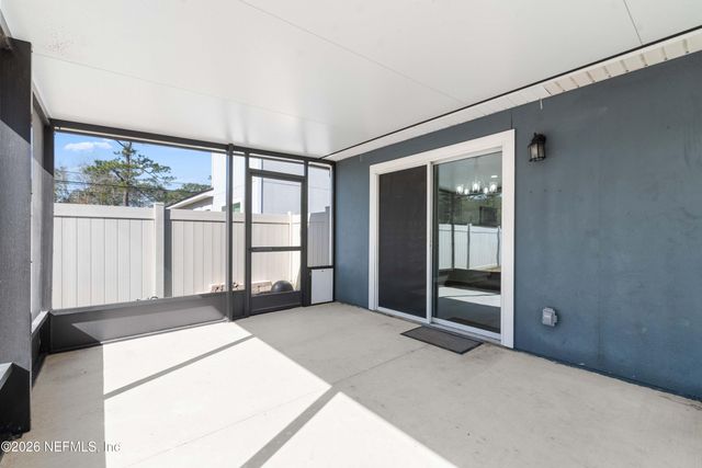 12390 CHERRY BLUFF Drive, Jacksonville, FL 32218