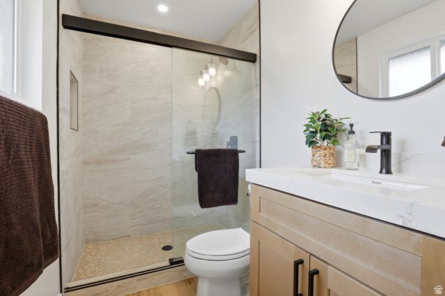 8643 S VAQUERO DR, Sandy, UT 84094