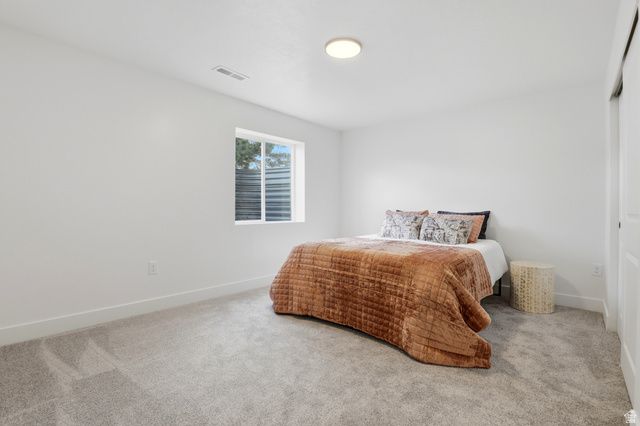 8643 S VAQUERO DR, Sandy, UT 84094