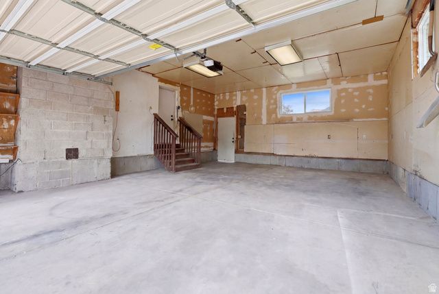 8643 S VAQUERO DR, Sandy, UT 84094