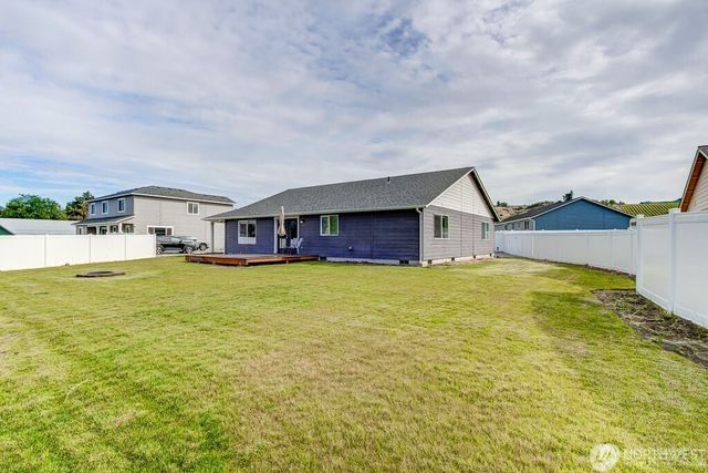 27 Jonagold Lane, Manson, WA 98831