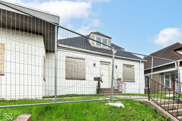 2605 Shelby Street, Indianapolis, IN 46203