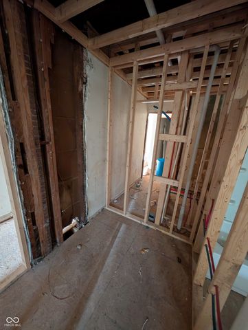 2605 Shelby Street, Indianapolis, IN 46203