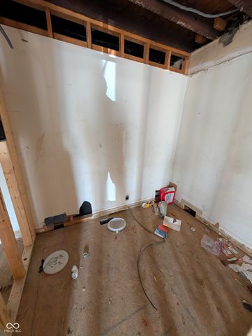 2605 Shelby Street, Indianapolis, IN 46203