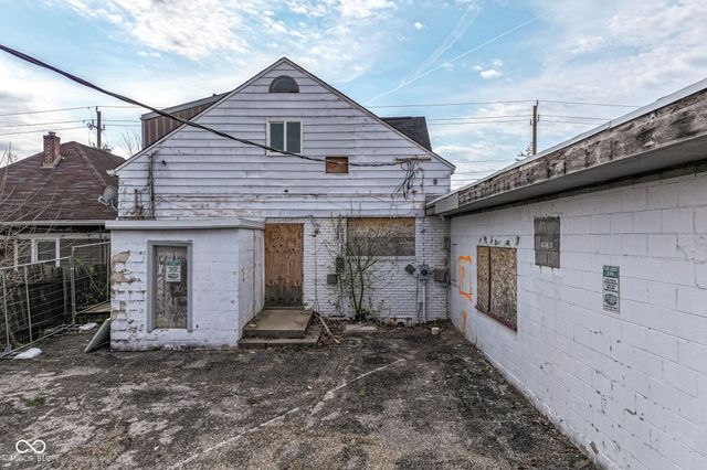 2605 Shelby Street, Indianapolis, IN 46203