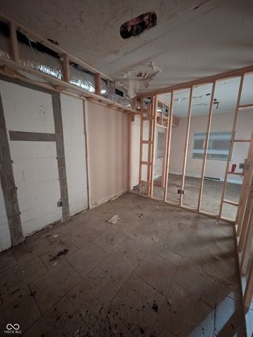 2605 Shelby Street, Indianapolis, IN 46203