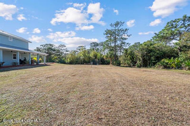 2205 Arnold Lane, Malabar, FL 32950
