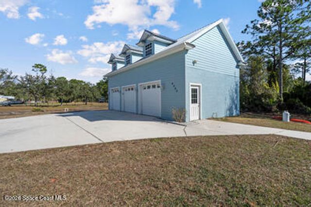 2205 Arnold Lane, Malabar, FL 32950