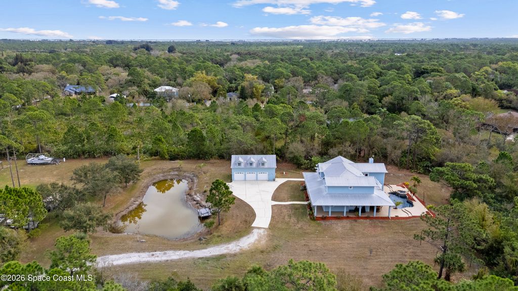 2205 Arnold Lane, Malabar, FL 32950