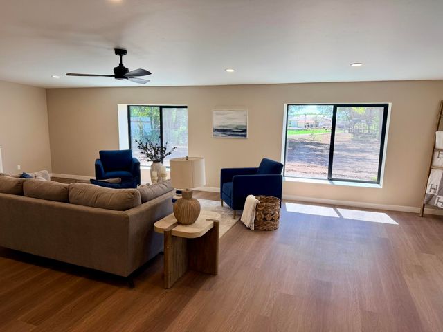 20 Green Valley Lane, Belen, NM 87002