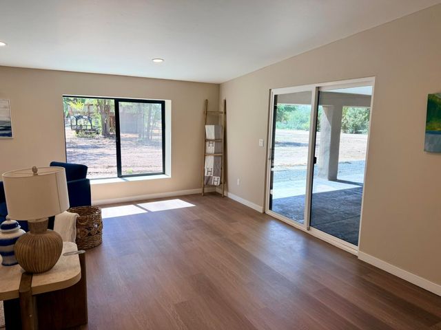 20 Green Valley Lane, Belen, NM 87002