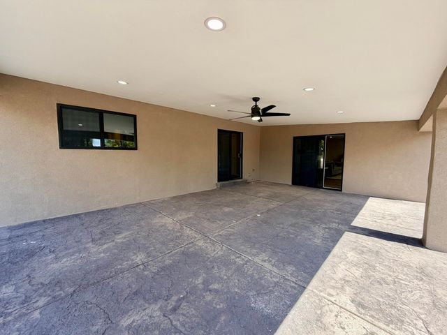 20 Green Valley Lane, Belen, NM 87002