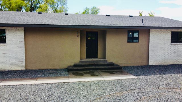 20 Green Valley Lane, Belen, NM 87002
