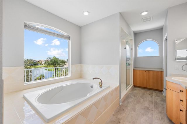 2106 PELICAN COURT, Tarpon Springs, FL 34689