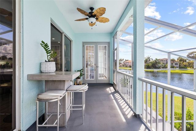 2106 PELICAN COURT, Tarpon Springs, FL 34689