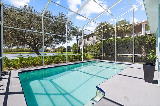 2106 PELICAN COURT, Tarpon Springs, FL 34689