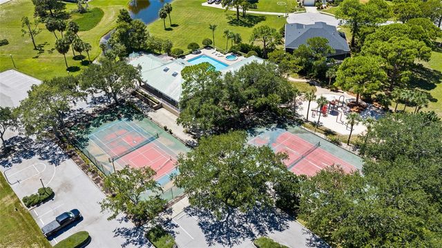 2106 PELICAN COURT, Tarpon Springs, FL 34689