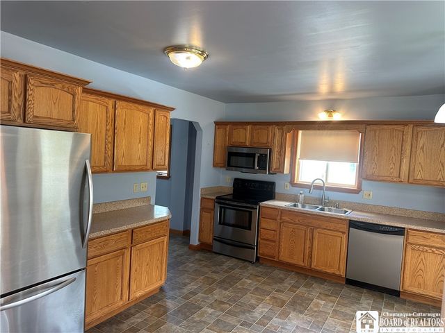 54 Maple Avenue, Concord, NY 14141