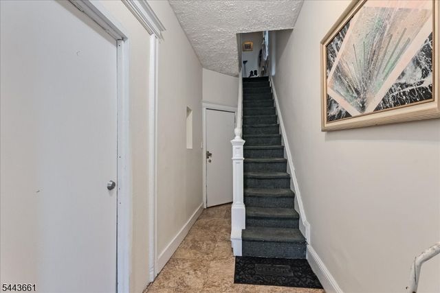 86 Clendenny Ave, Jersey City, NJ 07304