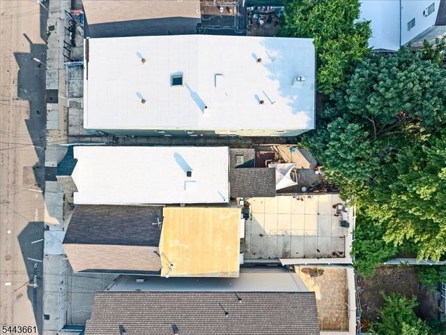 86 Clendenny Ave, Jersey City, NJ 07304