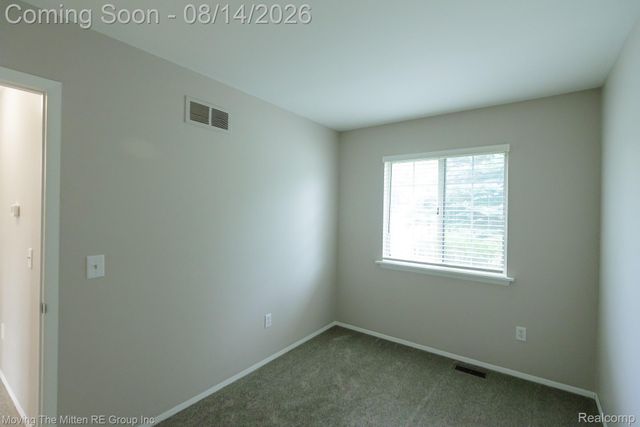 16222 Hillsbriar Drive, Romulus, MI 48174