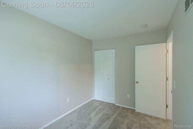 16222 Hillsbriar Drive, Romulus, MI 48174