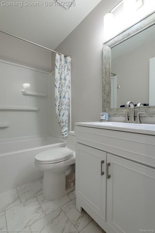 16222 Hillsbriar Drive, Romulus, MI 48174