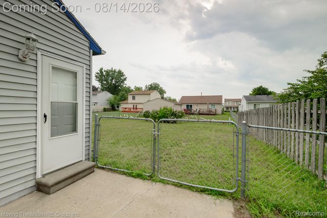 16222 Hillsbriar Drive, Romulus, MI 48174
