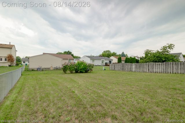 16222 Hillsbriar Drive, Romulus, MI 48174