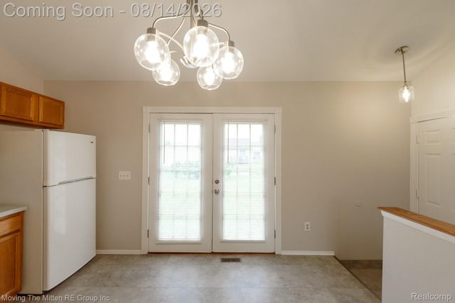 16222 Hillsbriar Drive, Romulus, MI 48174