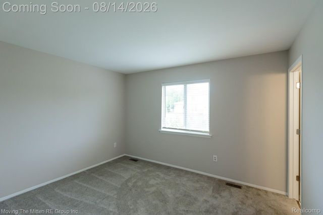 16222 Hillsbriar Drive, Romulus, MI 48174