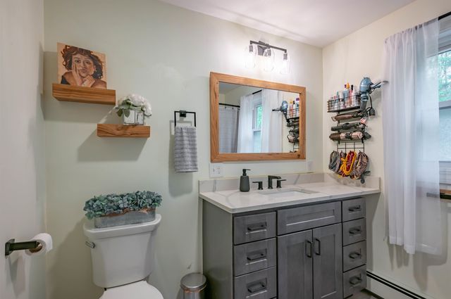 23R AL Street, Derry, NH 03038