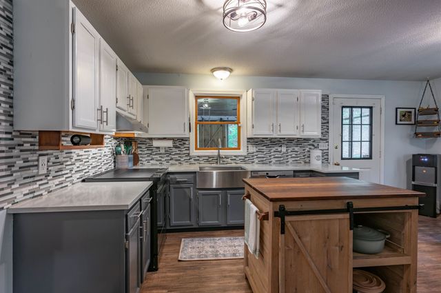 23R AL Street, Derry, NH 03038