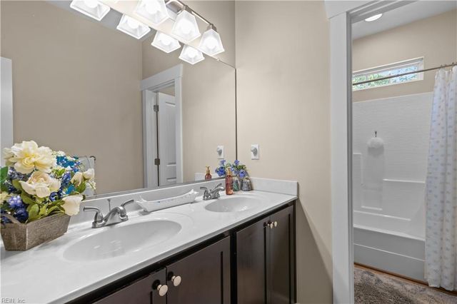 1844 Rockwood DR, Chesapeake, VA 23323